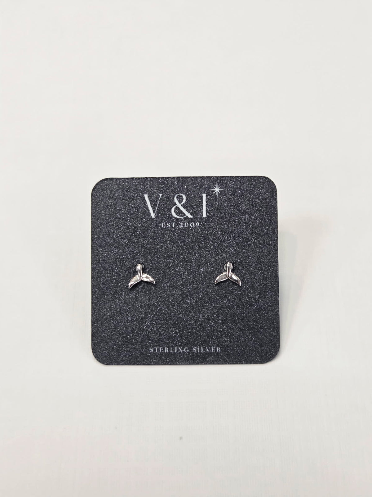 Whale Tail Stud- S