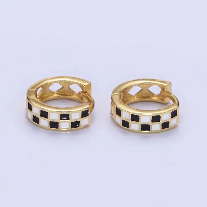 GF Checkered Huggies