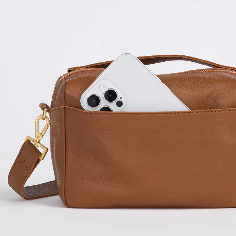 Evan Crossbody Sml-Mahogany Pebble
