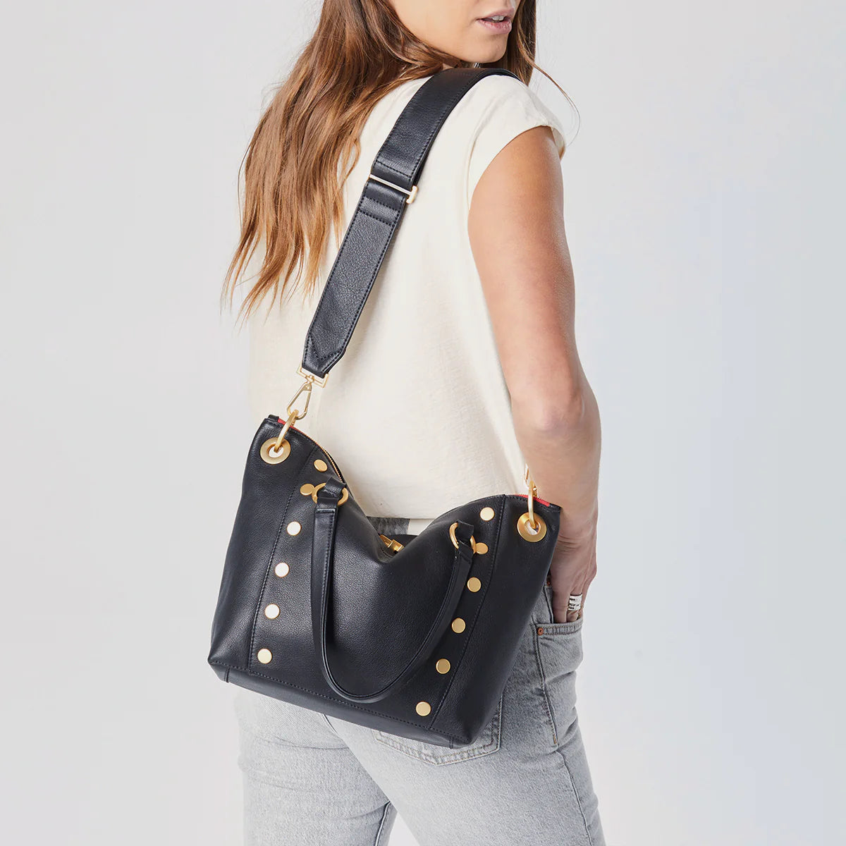 Daniel Medium Black-Brushed Gold - Red Zip