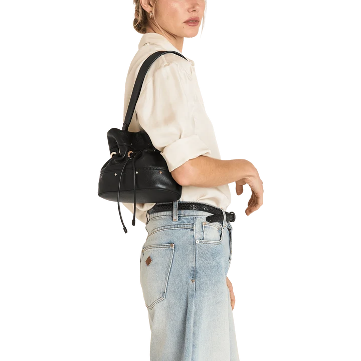 Gianna Sml-Black-G
