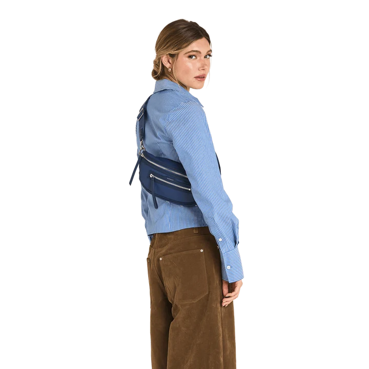 Charles Crossbody Med- Power Lunch- S