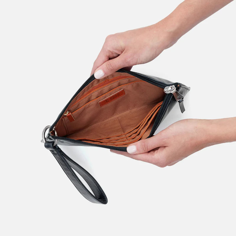 Vida Wristlet-Black